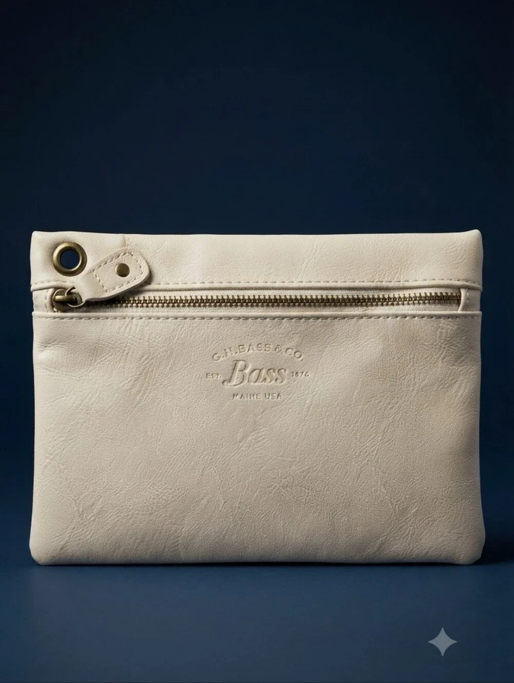 ✨ G.H. Bass & Co. Cream / Off-White Faux Leather Pouch / Wristlet EUC ✨